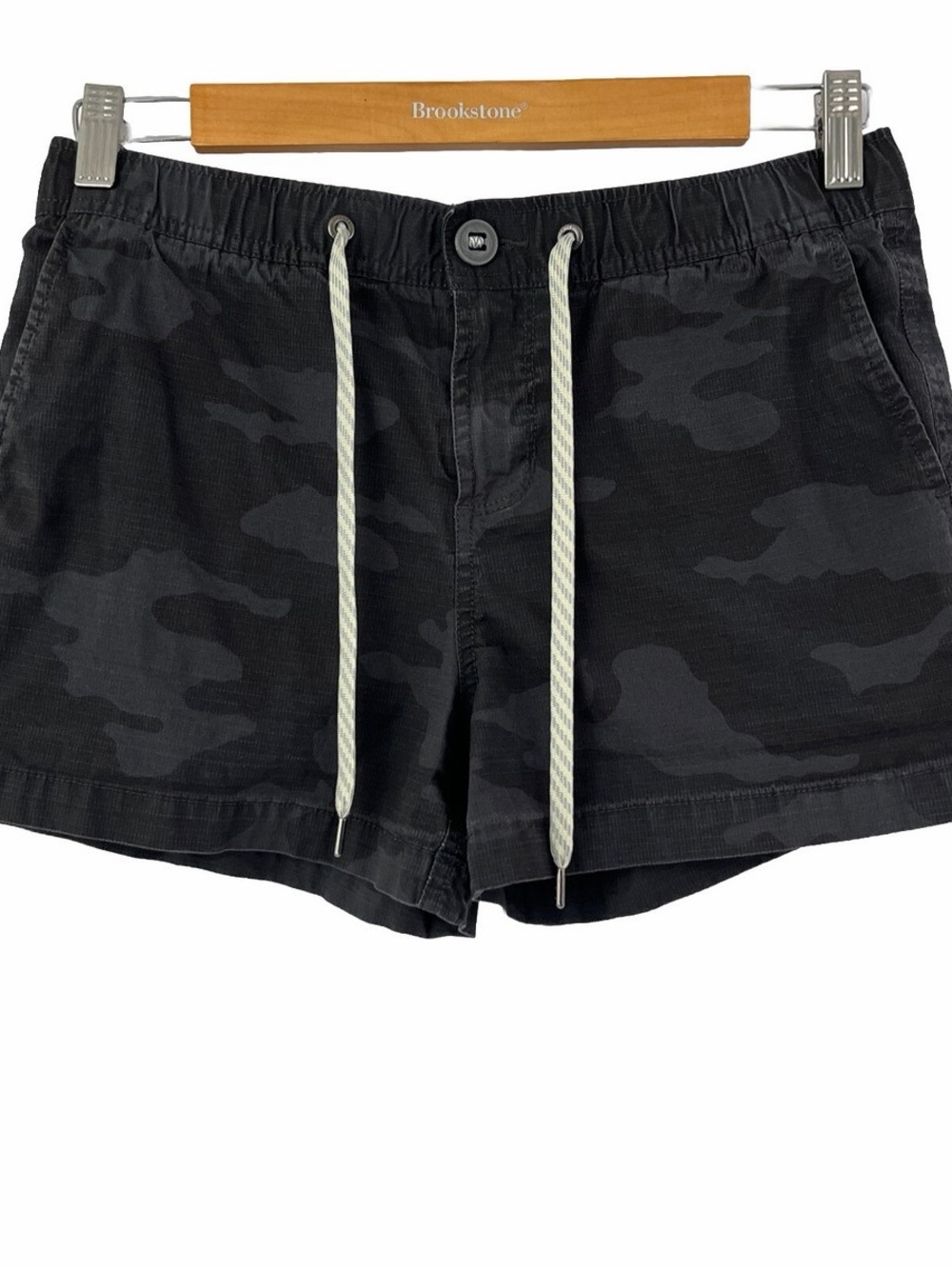 Vuori Black Camo Elastic-Waist Athletic Shorts